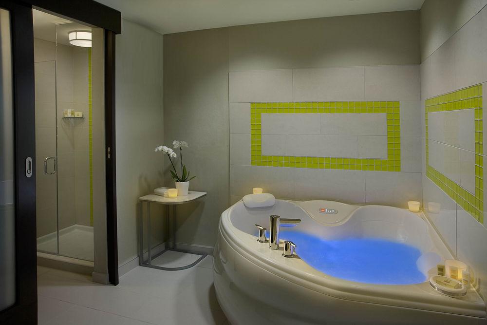 Springhill Suites By Marriott Toronto Vaughan Exterior foto